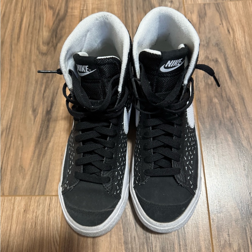 Nike Blazer - image 1